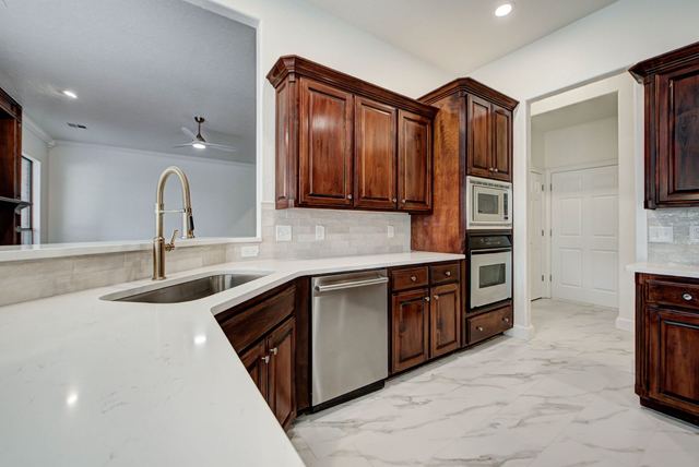 1017 Hearthstone Drive - photo 18