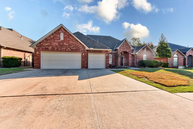 1017 Hearthstone Drive - photo 2
