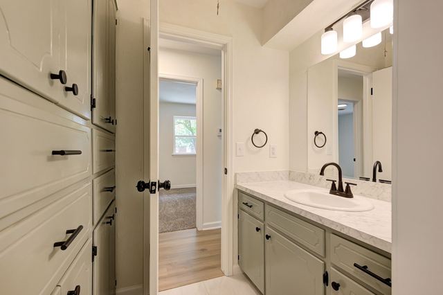 1407 Lakecrest Drive - photo 24