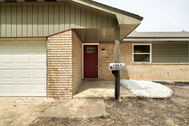 1407 Lakecrest Drive - photo 5