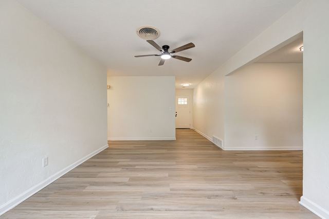 1407 Lakecrest Drive - photo 9