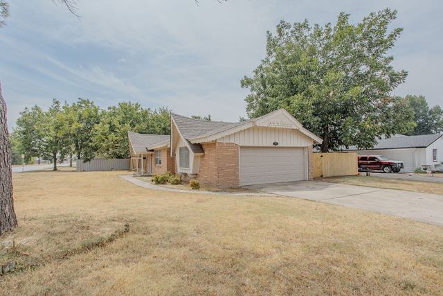500 SW 62nd Terrace - photo 2