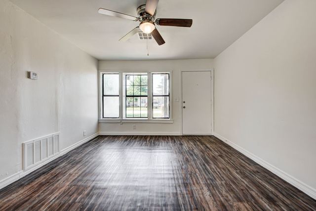 6709 NW 24th Street - photo 13