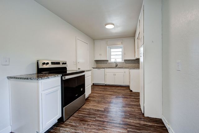 6709 NW 24th Street - photo 18
