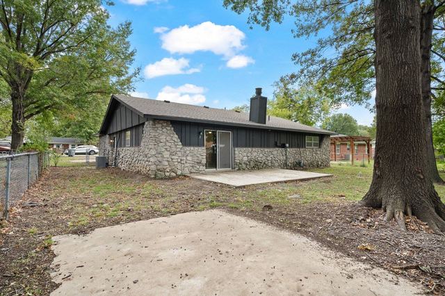 709 N Washington Avenue - photo 27