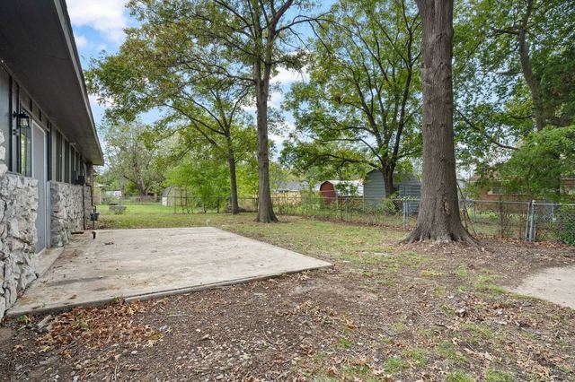 709 N Washington Avenue - photo 28