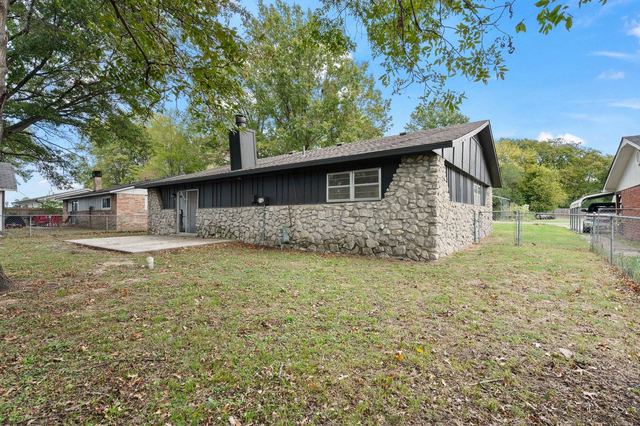 709 N Washington Avenue - photo 29